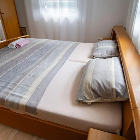 Raj Petrovic Villa Ni