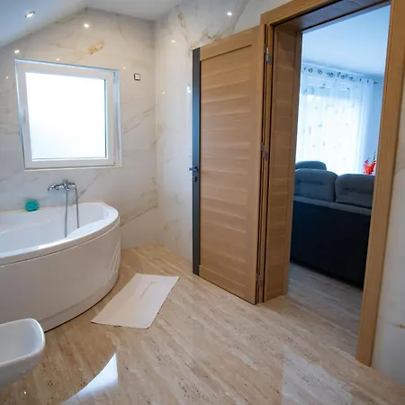 Villa Raj Petrovic Ni