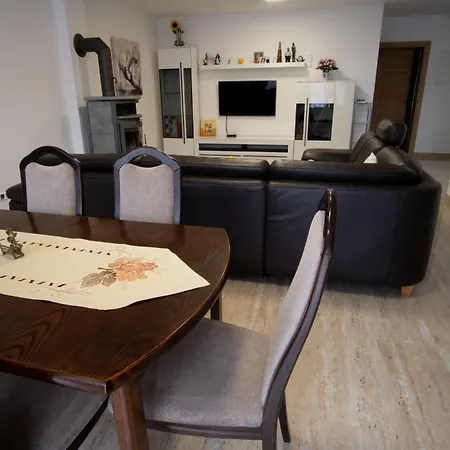 Raj Petrovic Villa *