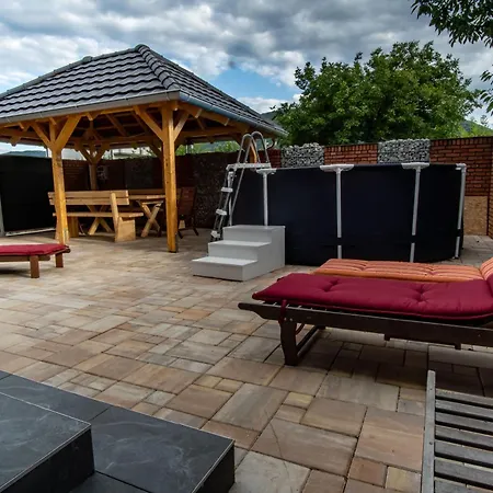 Raj Petrovic Villa Ni