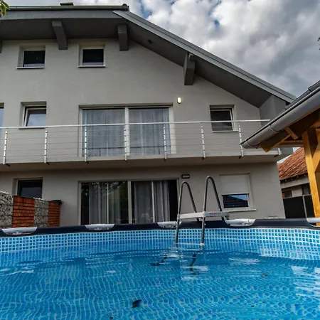 Villa Raj Petrovic Ni